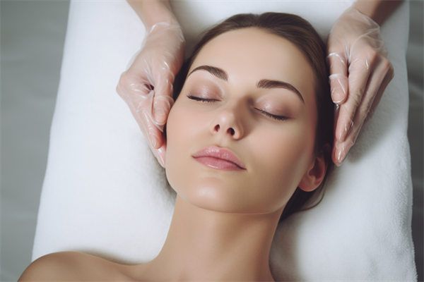 探尋長沙口碑卓著的吸脂醫(yī)院，技術(shù)精湛鑄就完美身形