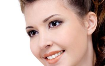 白瓷娃娃肌秘密揭秘！超強美膚效果讓你驚艷！