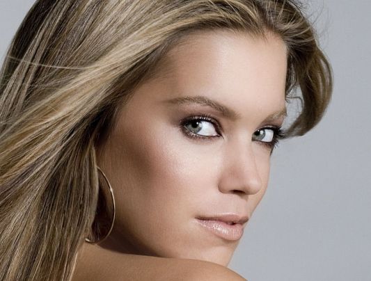 延吉金光善整形價格公布，雙眼皮最低價1200元，隆鼻最低價2800元